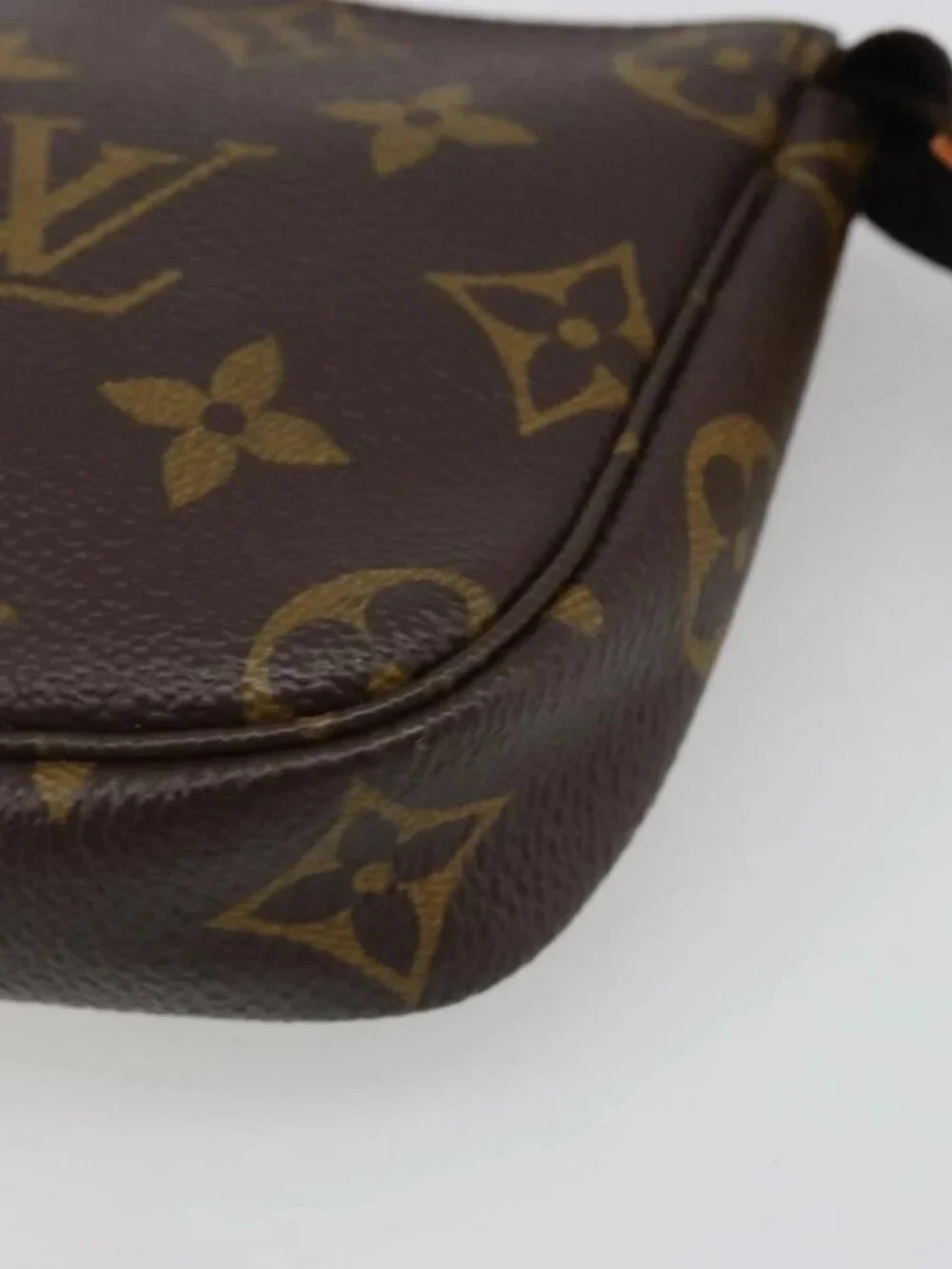 LOUIS VUITTON Monogram Mini Pochette Accessoires Pouch N41667 LV Auth mr2632